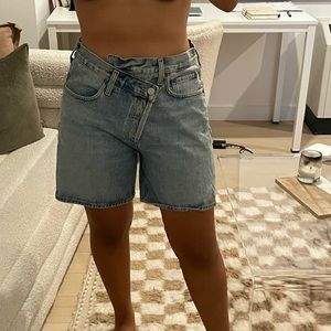 AGOLDE boyfriend style asymmetrical long shorts